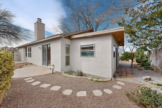 1638 Betts Court NE, Albuquerque, NM 87112