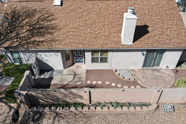 1638 Betts Court NE, Albuquerque, NM 87112