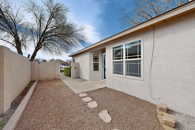 1638 Betts Court NE, Albuquerque, NM 87112