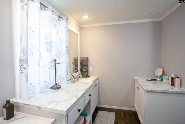 1279 N Highway 1 Highway, Cassatt, SC 29032