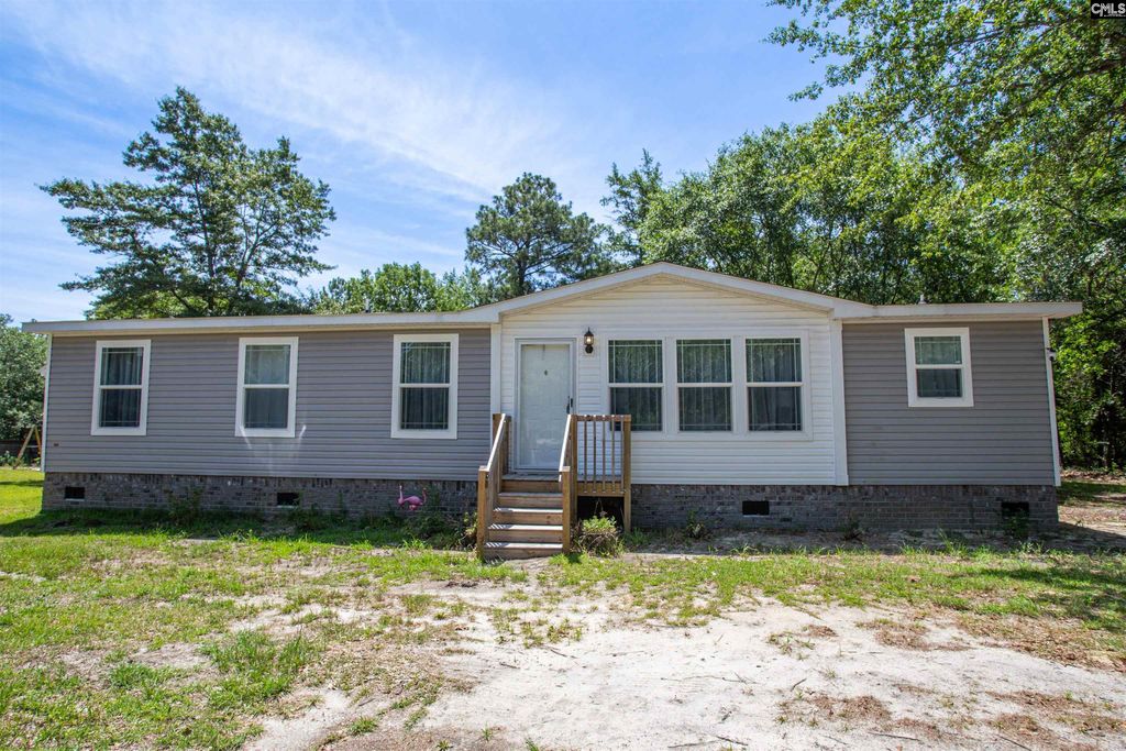 1279 N Highway 1 Highway, Cassatt, SC 29032