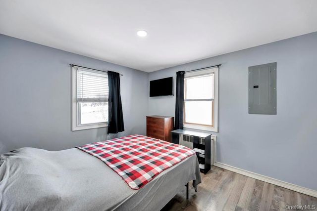 1333 5th Avenue, Bay Shore, NY 11706