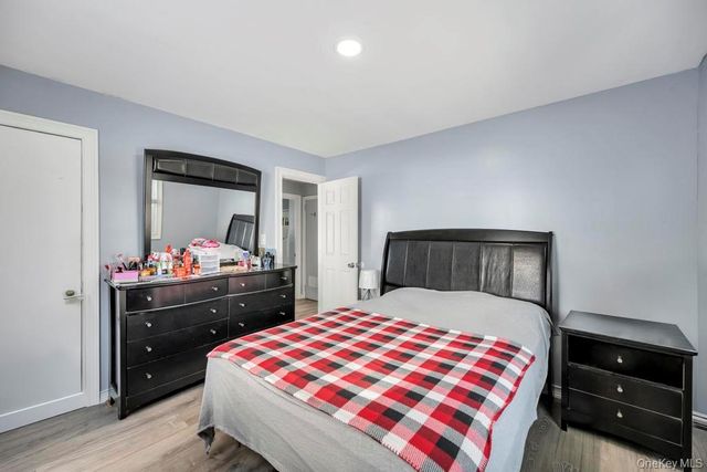 1333 5th Avenue, Bay Shore, NY 11706