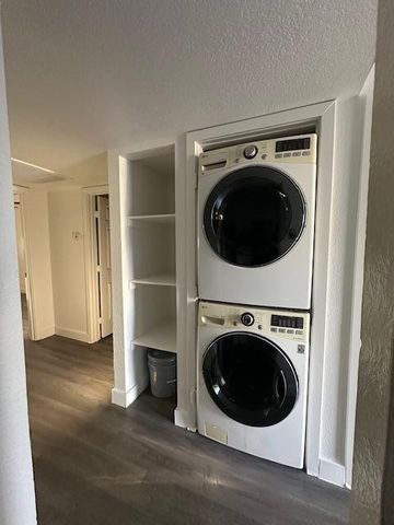 18202 N Cave Creek Road 209, Phoenix, AZ 85032