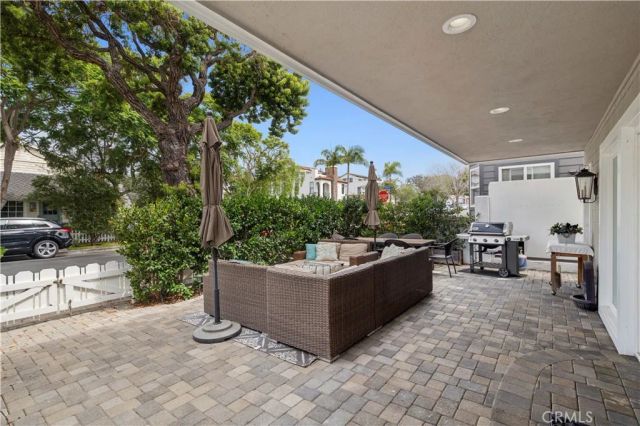 618 Acacia, Corona Del Mar, CA 92625
