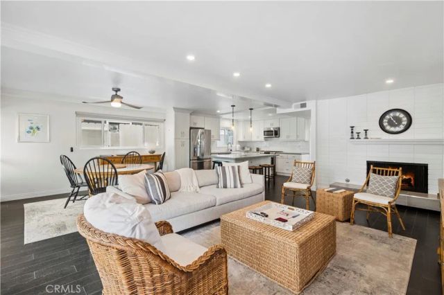 618 Acacia, Corona Del Mar, CA 92625