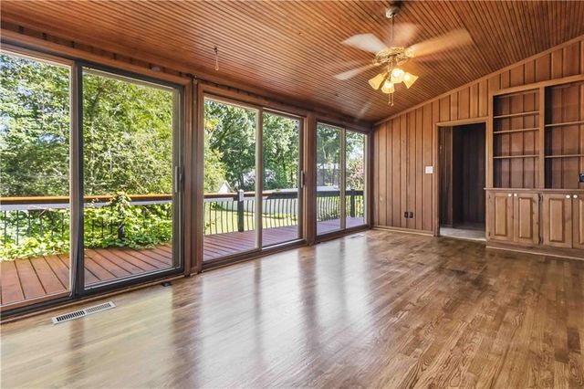 1367 Lansdowne Court SW, Marietta, GA 30008