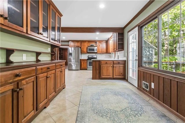 1367 Lansdowne Court SW, Marietta, GA 30008
