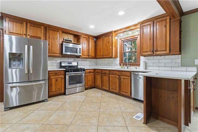 1367 Lansdowne Court SW, Marietta, GA 30008