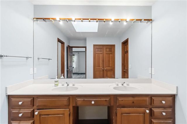 1367 Lansdowne Court SW, Marietta, GA 30008