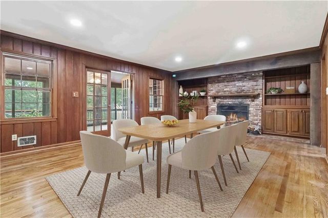 1367 Lansdowne Court SW, Marietta, GA 30008
