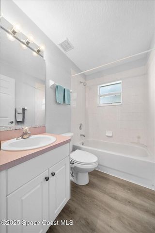 3557 Hoofprint Drive, Melbourne, FL 32940