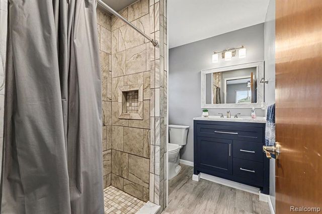 2037 W Park Drive, Algonac, MI 48001