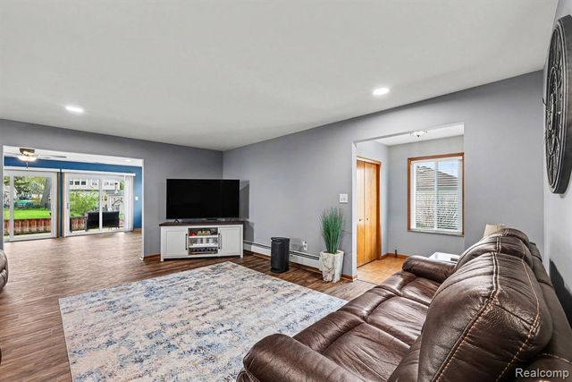 2037 W Park Drive, Algonac, MI 48001