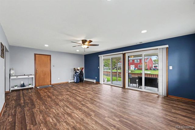 2037 W Park Drive, Algonac, MI 48001