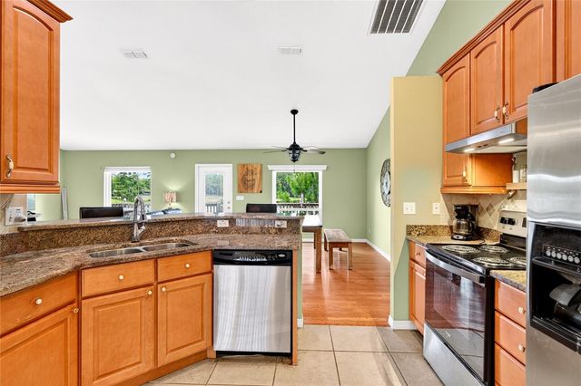13059 NE 7TH LOOP, Silver Springs, FL 34488