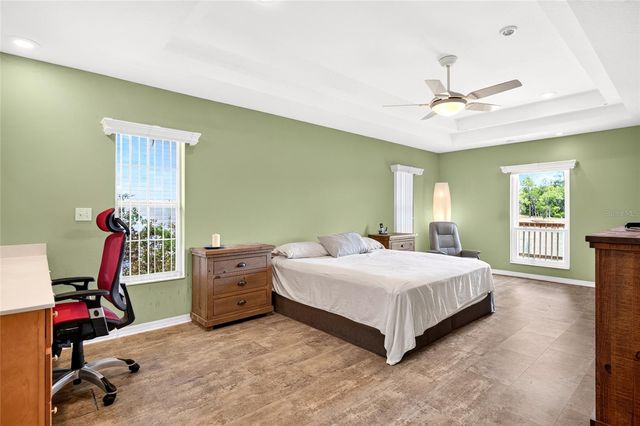 13059 NE 7TH LOOP, Silver Springs, FL 34488