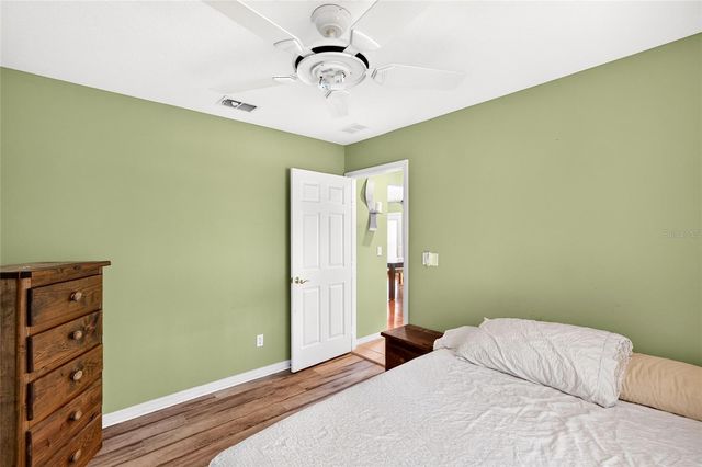 13059 NE 7TH LOOP, Silver Springs, FL 34488