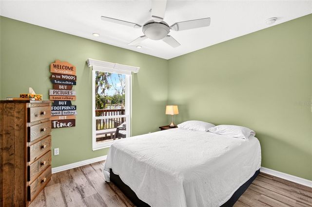 13059 NE 7TH LOOP, Silver Springs, FL 34488