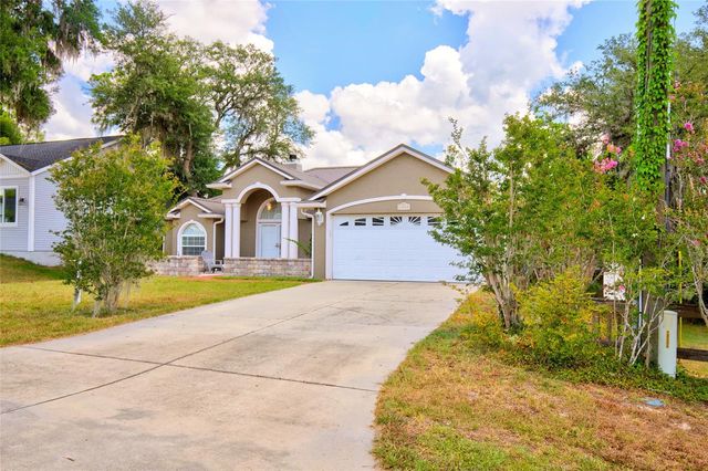 13059 NE 7TH LOOP, Silver Springs, FL 34488