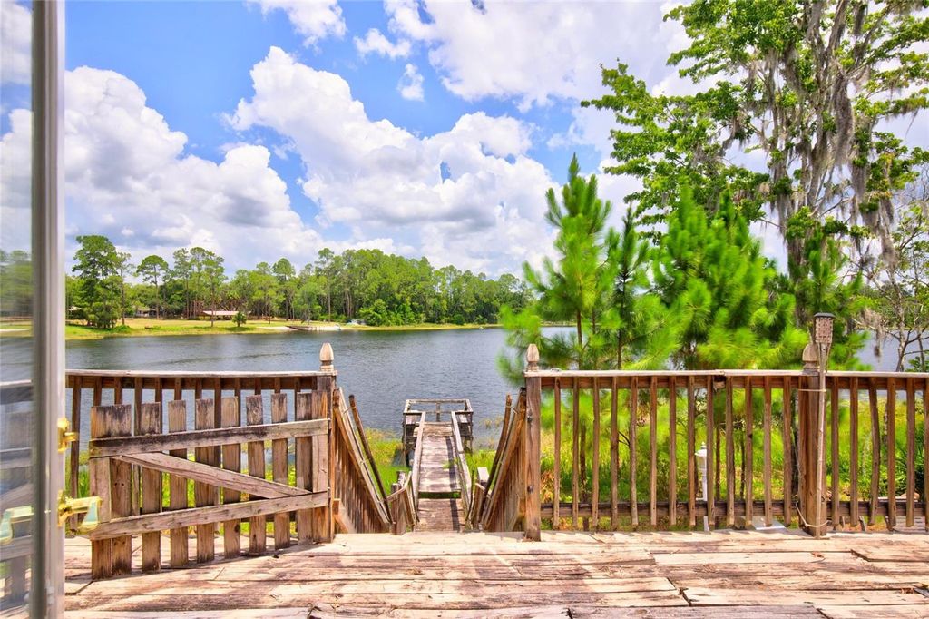 13059 NE 7TH LOOP, Silver Springs, FL 34488