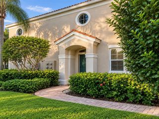 5235 PARISIENNE PLACE 101B28, Sarasota, FL 34238