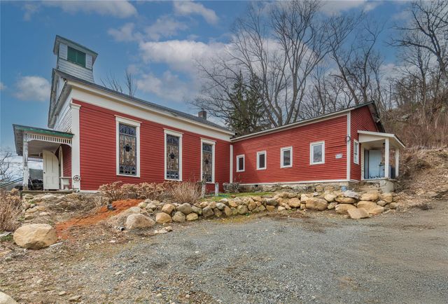 11 Orange Turnpike, Southfields, NY 10975
