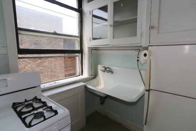 1923 W Winnemac Avenue 3, Chicago, IL 60640