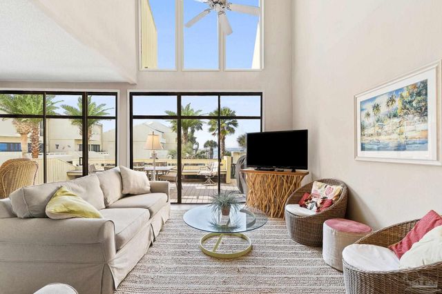 8520 Gulf Blvd 15, Navarre Beach, FL 32566