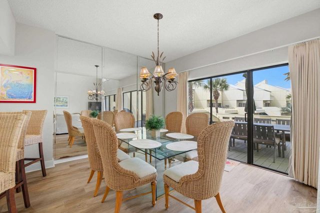 8520 Gulf Blvd 15, Navarre Beach, FL 32566