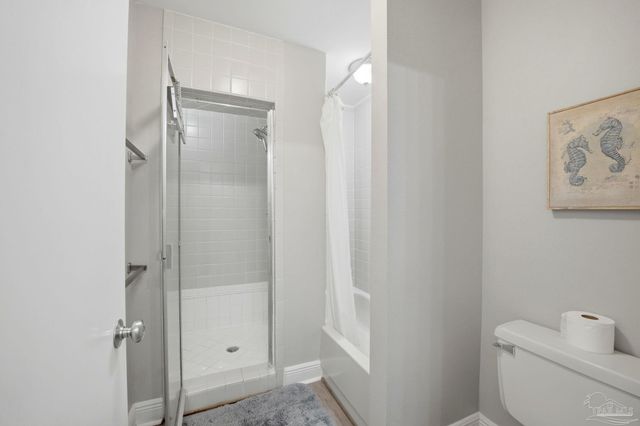 8520 Gulf Blvd 15, Navarre Beach, FL 32566