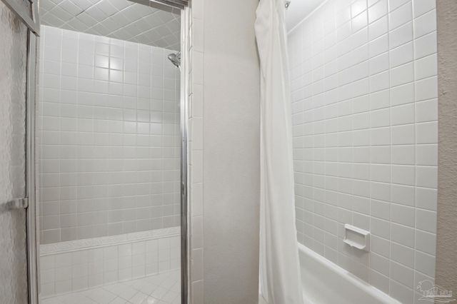 8520 Gulf Blvd 15, Navarre Beach, FL 32566