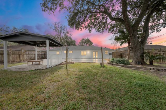 5734 Farwell Drive, Houston, TX 77035
