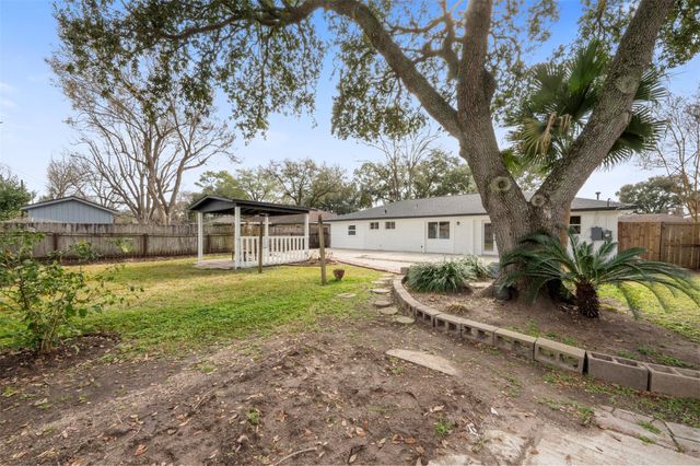 5734 Farwell Drive, Houston, TX 77035