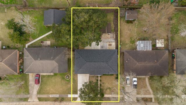 5734 Farwell Drive, Houston, TX 77035
