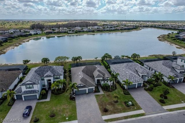 19458 The Place BLVD, Estero, FL 33928