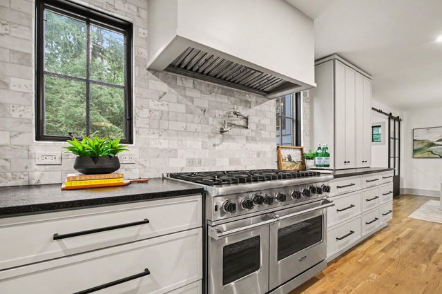 480 Huntington Drive, Ann Arbor Twp, MI 48104