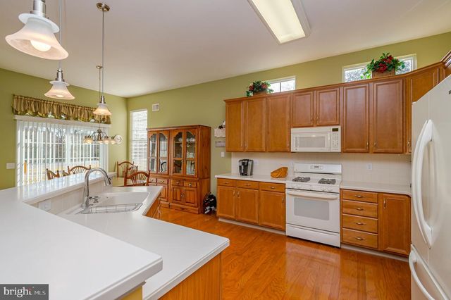 21 SAWGRASS ST, Jackson, NJ 08527