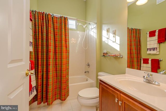 21 SAWGRASS ST, Jackson, NJ 08527