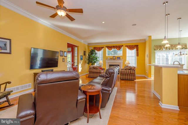 21 SAWGRASS ST, Jackson, NJ 08527