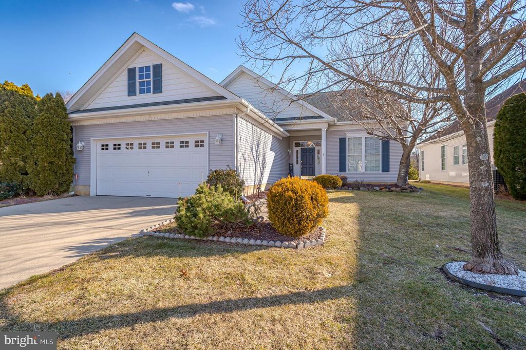 21 SAWGRASS ST, Jackson, NJ 08527