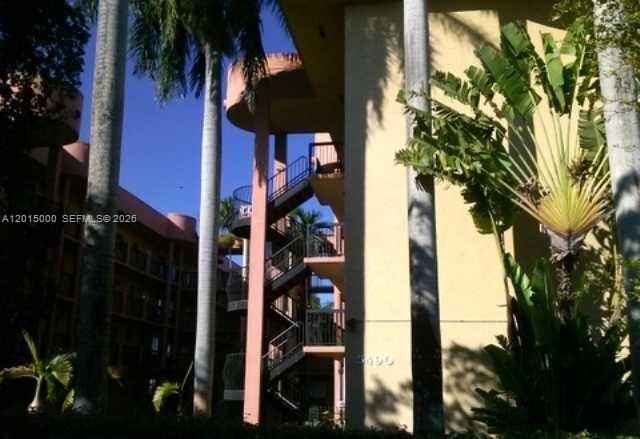 5490 W 21st Ct 313, Hialeah, FL 33016