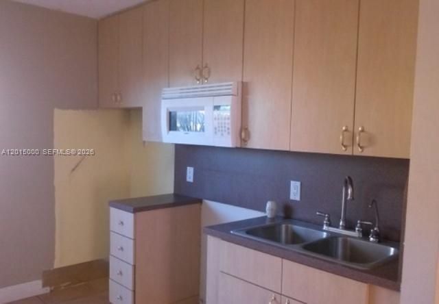 5490 W 21st Ct 313, Hialeah, FL 33016