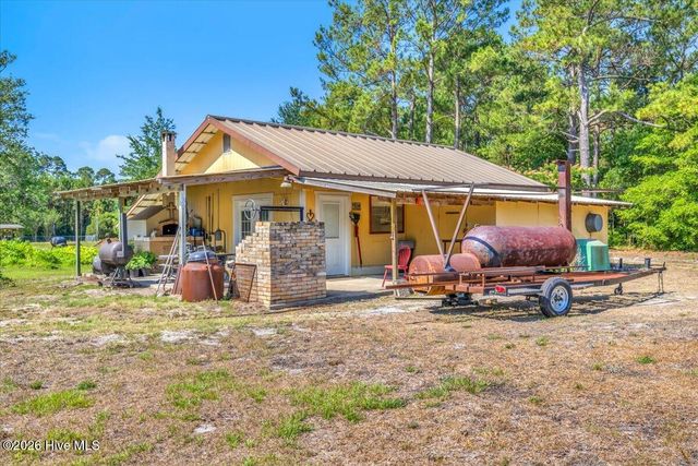 1701 Stanbury Road SW, Supply, NC 28462