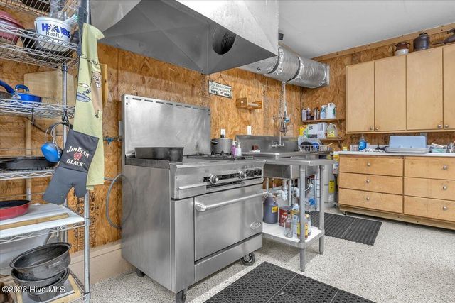 1701 Stanbury Road SW, Supply, NC 28462