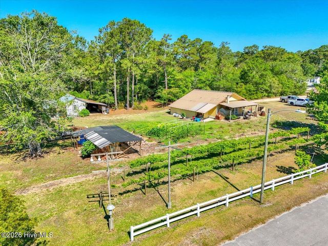 1701 Stanbury Road SW, Supply, NC 28462