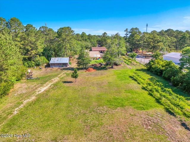 1701 Stanbury Road SW, Supply, NC 28462
