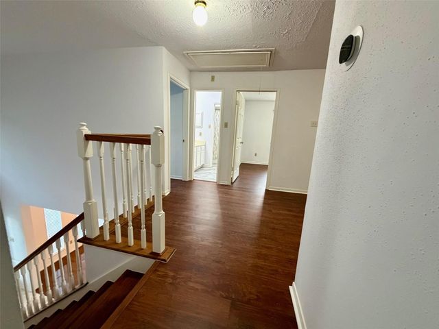 2226 Mill Creek Drive, Sugar Land, TX 77478