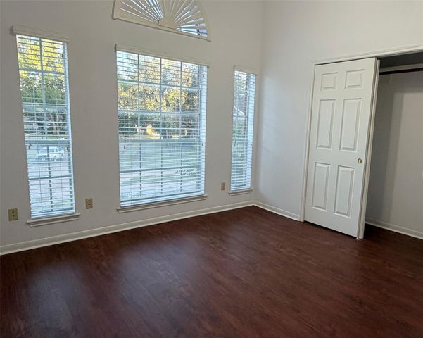 2226 Mill Creek Drive, Sugar Land, TX 77478