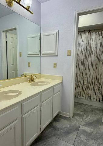 2226 Mill Creek Drive, Sugar Land, TX 77478